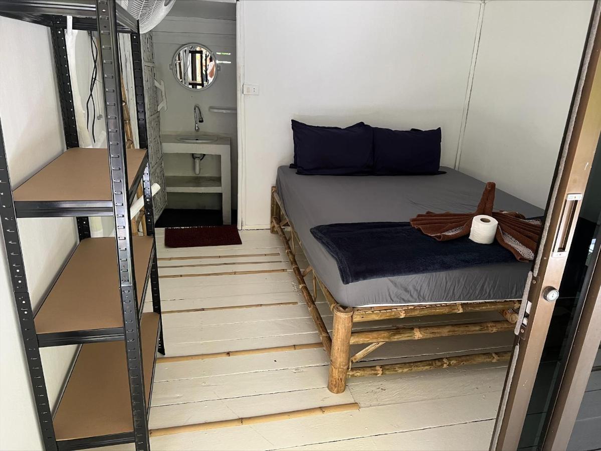 Haad Chao Phao Resort