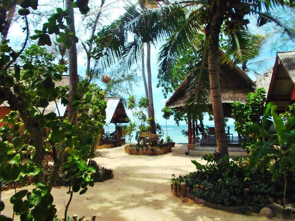 Haad Chao Phao Resort 2*