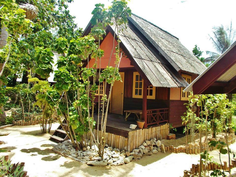 Haad Chao Phao Resort