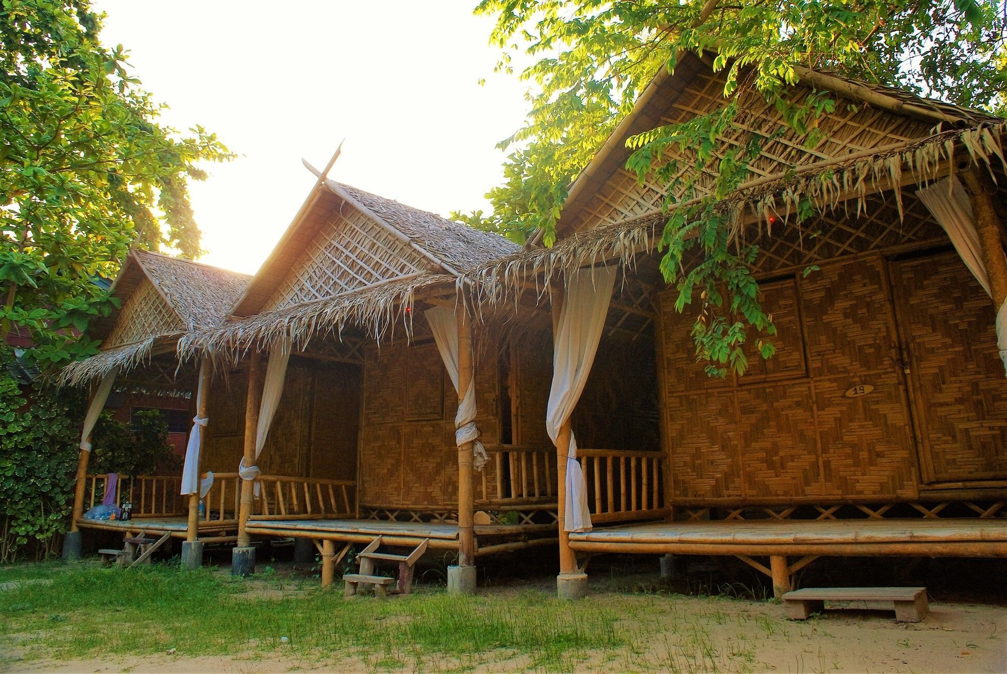 Haad Chao Phao Resort 2*